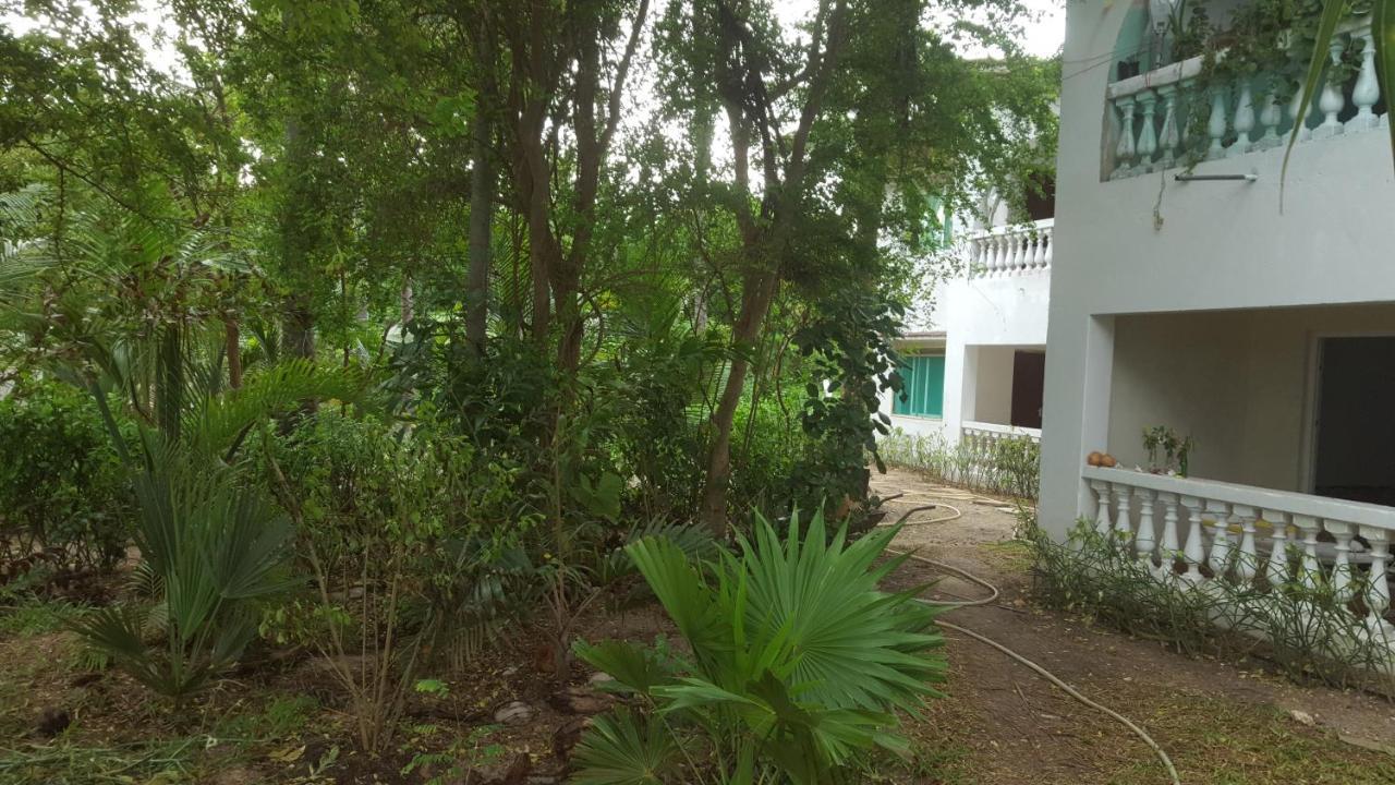 Savannah Cottages モンバサ エクステリア 写真